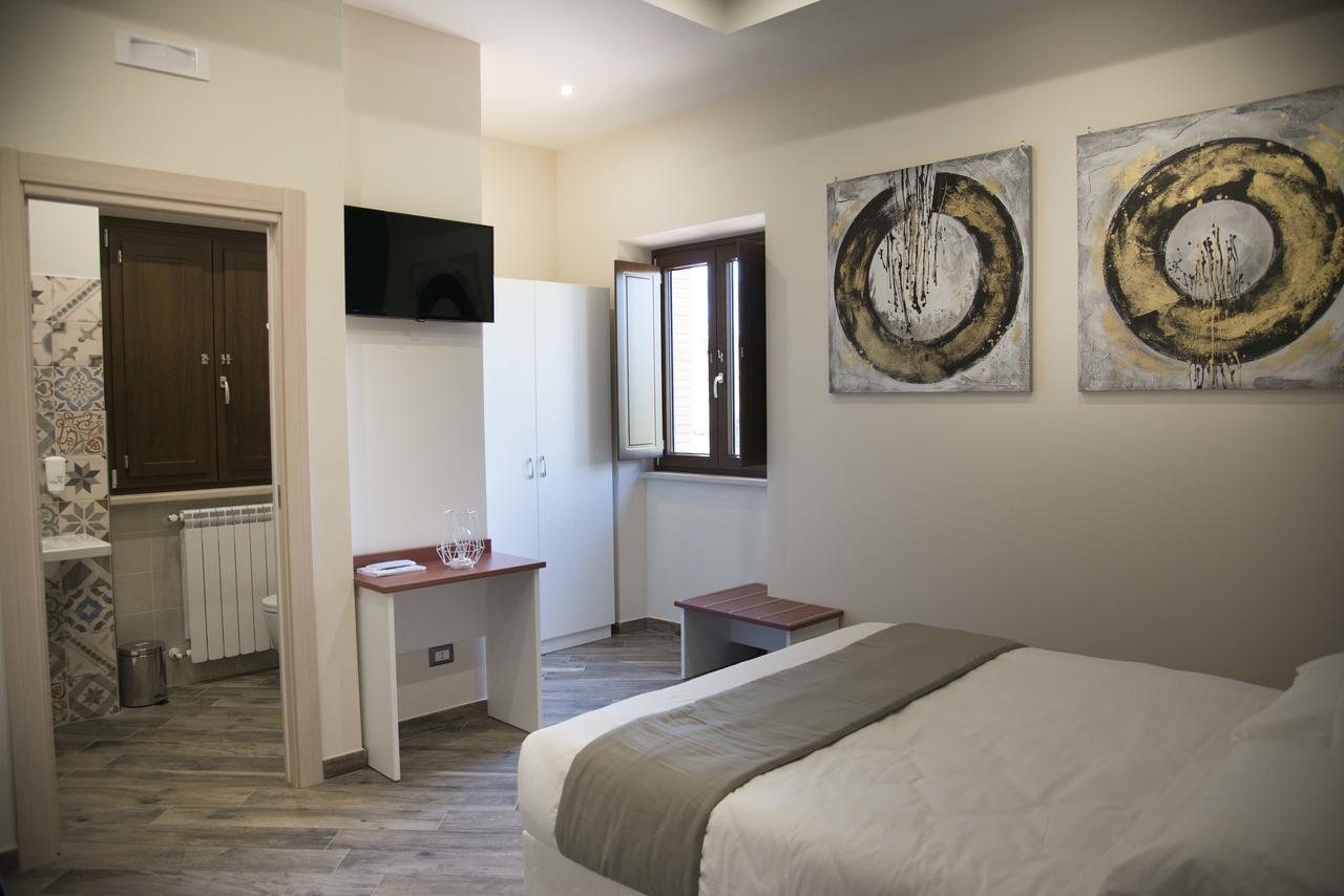 La Tenuta Di Trimalcione Pofi Luaran gambar