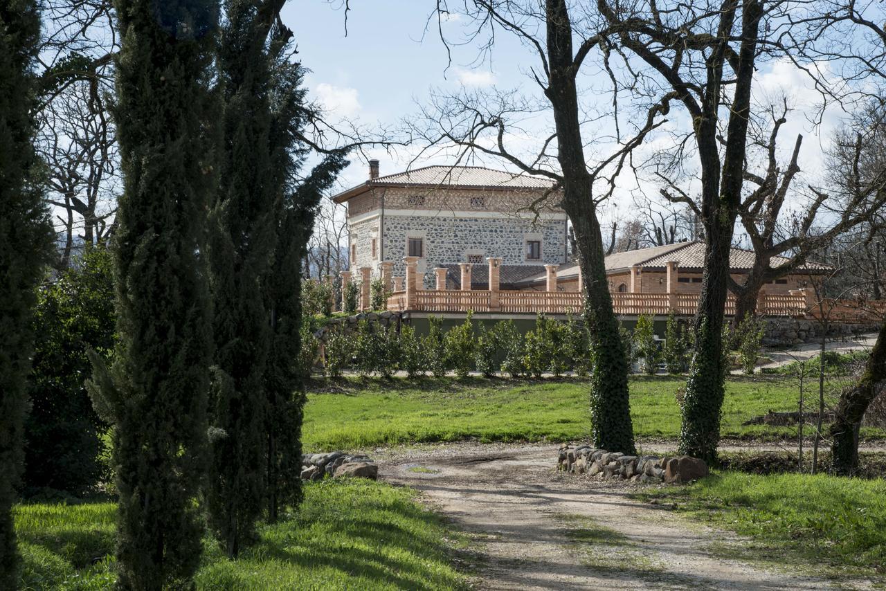 La Tenuta Di Trimalcione Pofi Luaran gambar