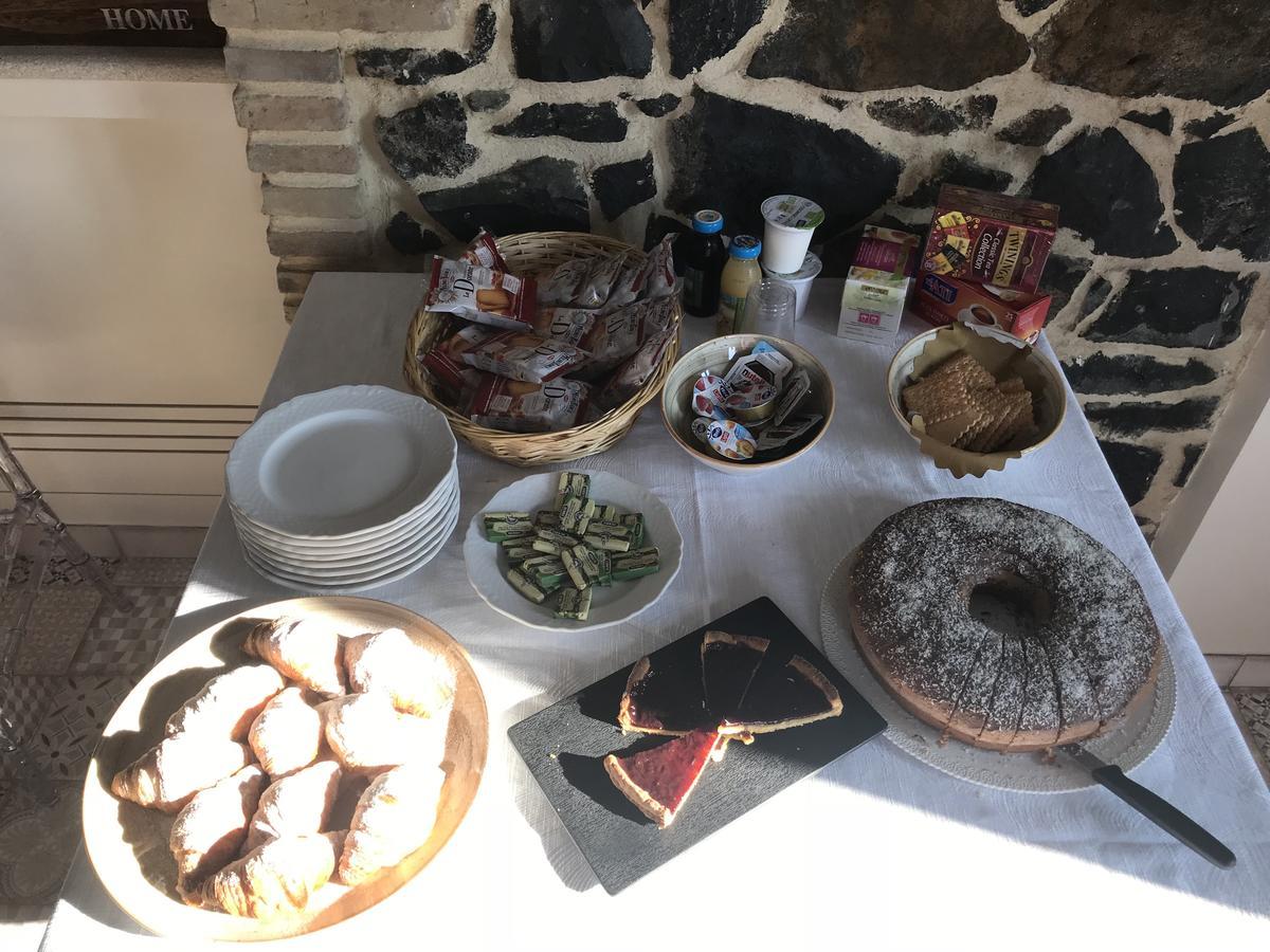 La Tenuta Di Trimalcione Pofi Luaran gambar